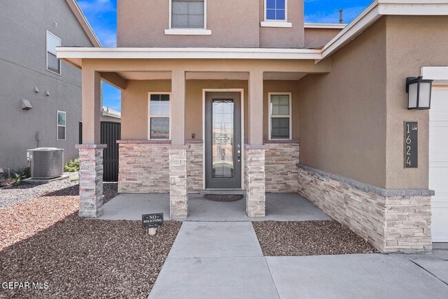 Building Photo - 1624 Brevoort St