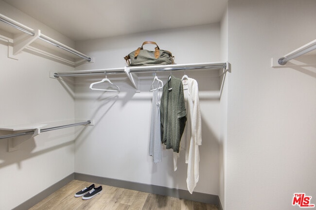 Building Photo - 8770 Washington Blvd