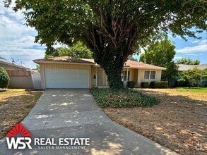 Building Photo - Charming 3-Bed Home in the Heart of Rivers...
