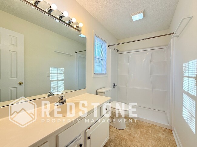 Building Photo - 131 Hoskins Cir