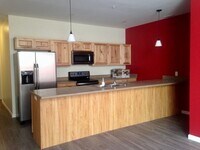 Building Photo - 108 W 6th St