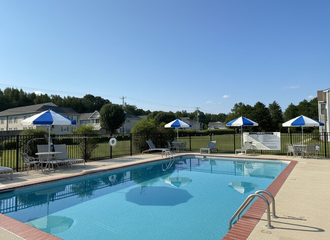 Building Photo - Courtney Square