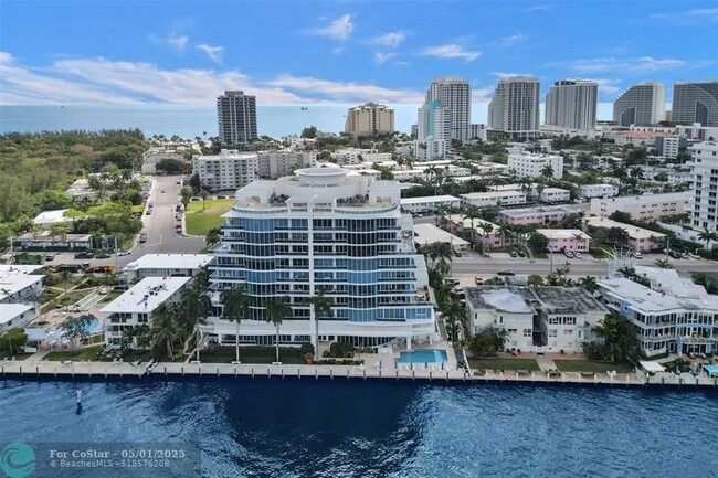 Building Photo - 715 Bayshore Dr