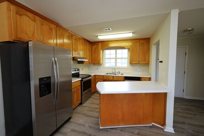 Building Photo - 4200 Shadowwood Dr