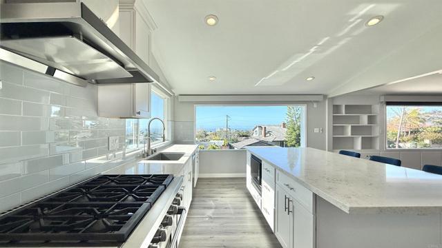 Building Photo - 6611 Avenida De Las Pescas