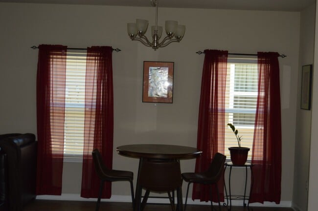 Building Photo - We are offering a November move-in special...