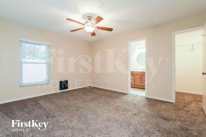 Building Photo - 1739 Lakeview Village Dr