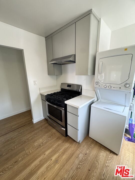 Building Photo - 3777 Rosewood Ave
