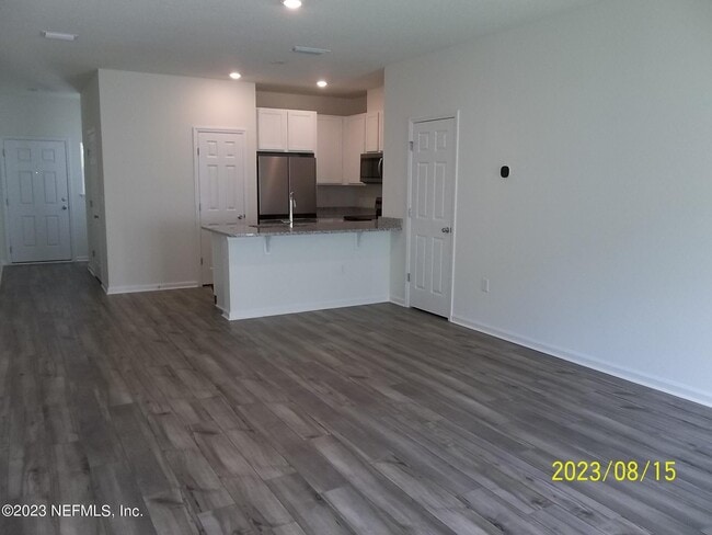 Building Photo - 6207 Ryegrass St