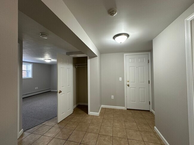 Building Photo - 85 Hosmer St