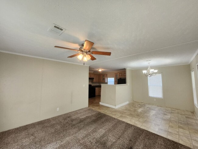 Building Photo - 811 N D St