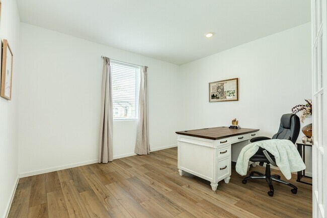 Building Photo - 2618 Jasper Oaks Dr
