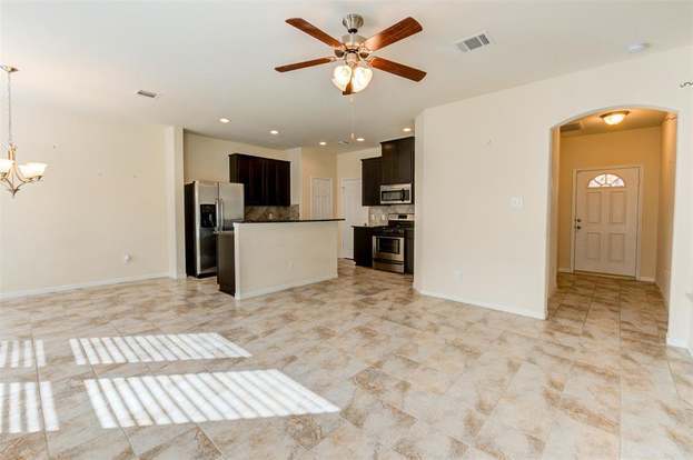 Building Photo - 8023 Villa Lago Ln
