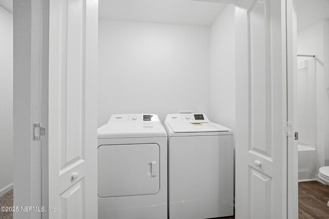 Building Photo - 5663 Coppers Edge Ln