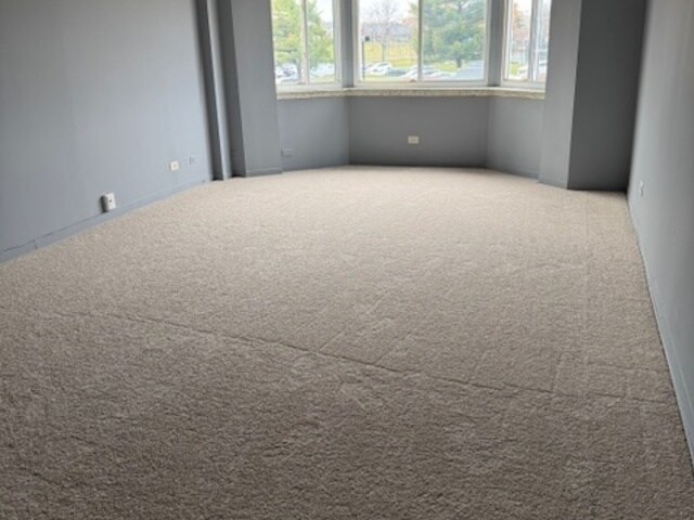 Building Photo - 220 S Roselle Rd