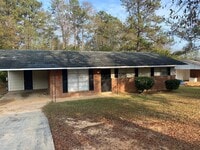 Building Photo - Move-In Ready 3-Bedroom Home in the Heart of Columbus!