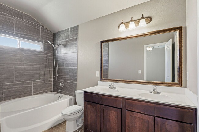 Building Photo - 14609 Carlo Alvarado Dr