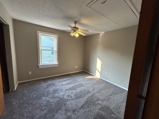 Building Photo - 338 Poplar St