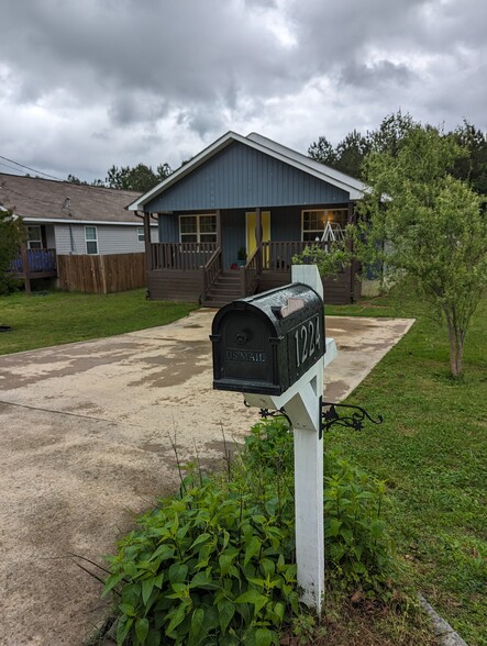 Primary Photo - 1224 Frazier Dr