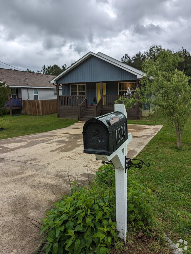 Building Photo - 1224 Frazier Dr