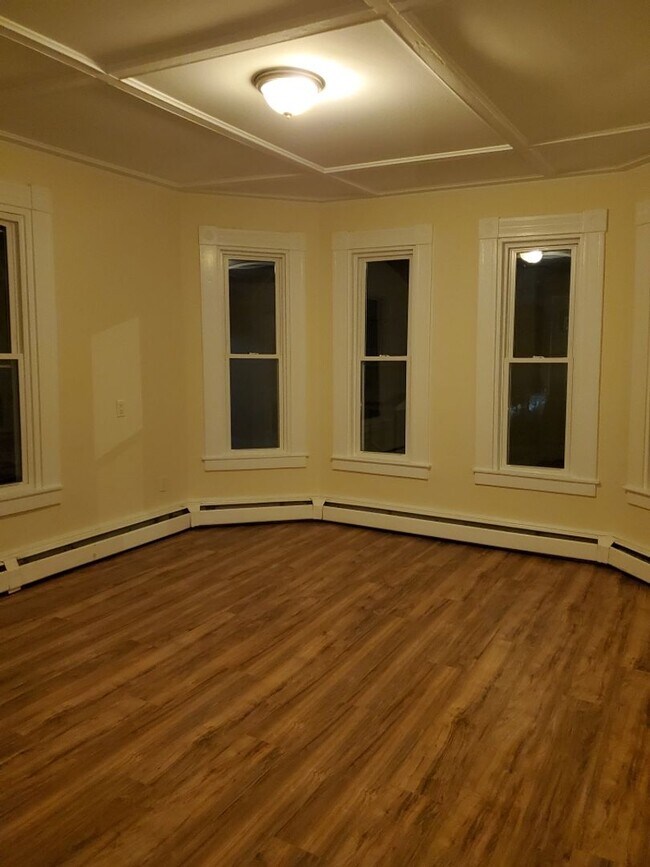 Building Photo - 45 Bellevue Ave