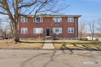 Building Photo - 63 Maynard St