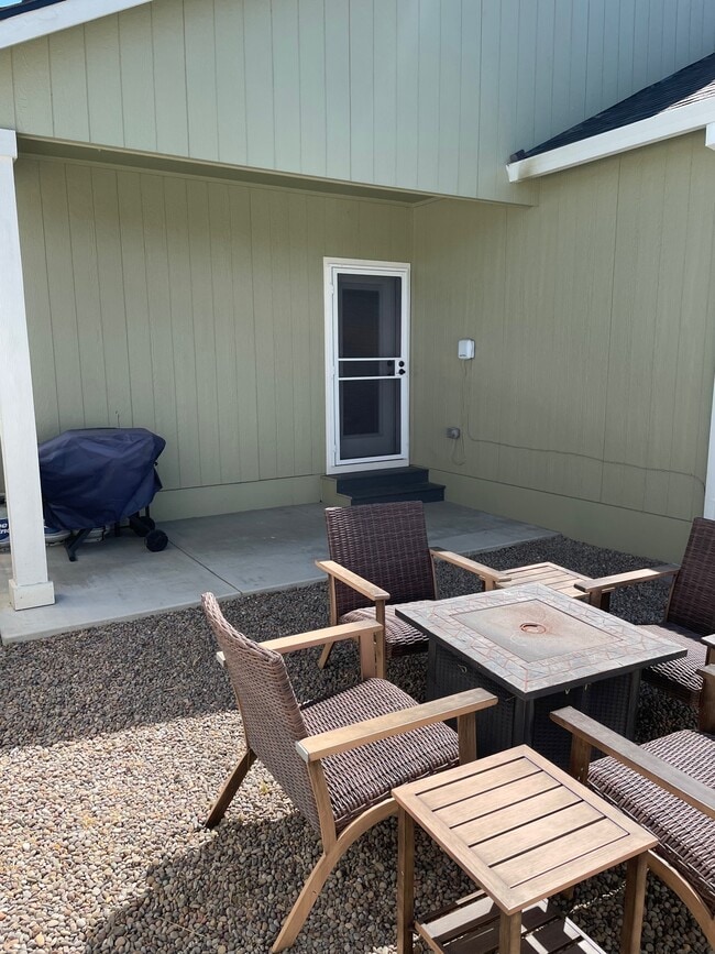 Building Photo - 656 Nobility Dr