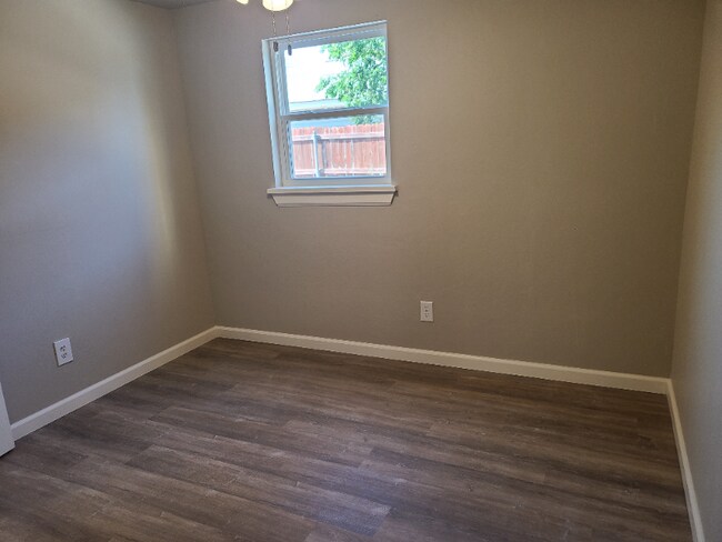 Building Photo - 2211 N Classen Blvd