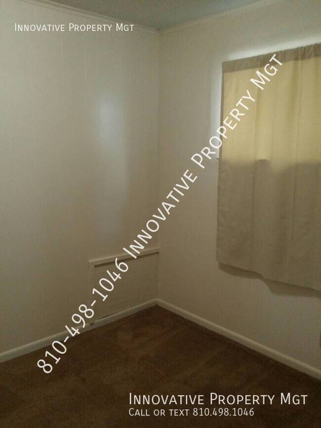 Building Photo - 1097 Bridge St