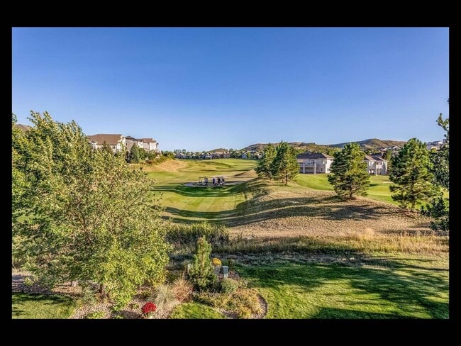 Building Photo - Fully Furnished home ** 1 to 2 month short term lease**