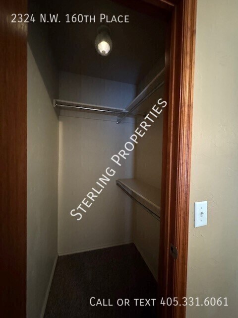 Building Photo - 2324 NW 160th Pl