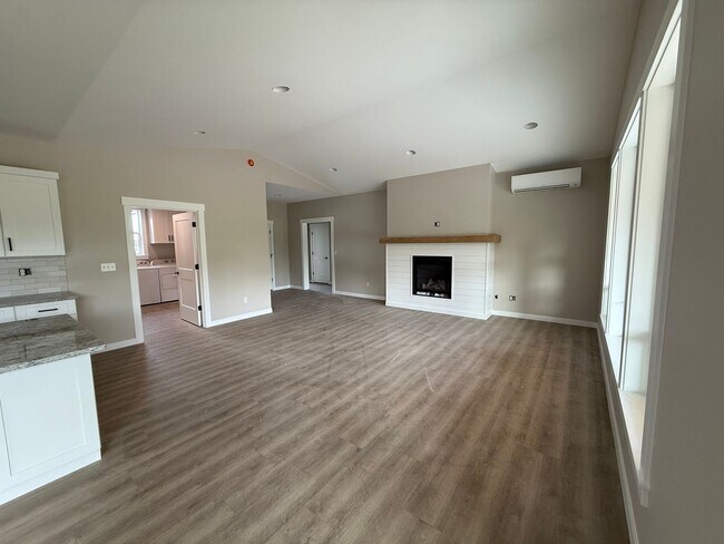 Building Photo - Newly Built Home in Birch Bay Village!