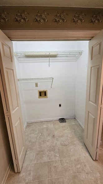 Building Photo - 4463 Ellis Cir NW