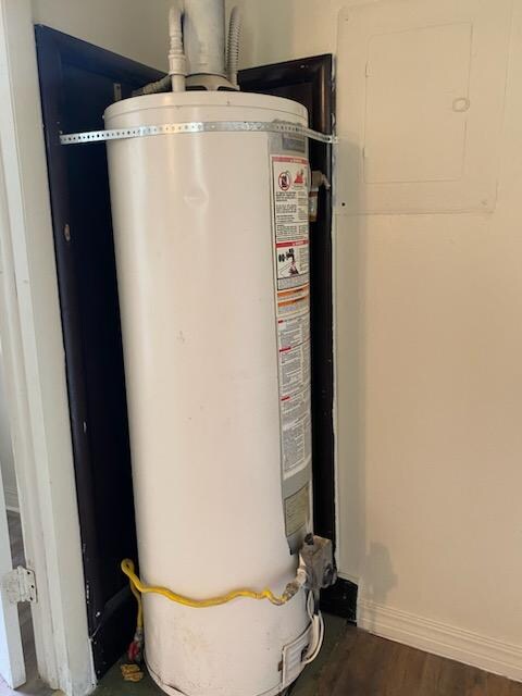 Building Photo - 309 N Louisa Ave