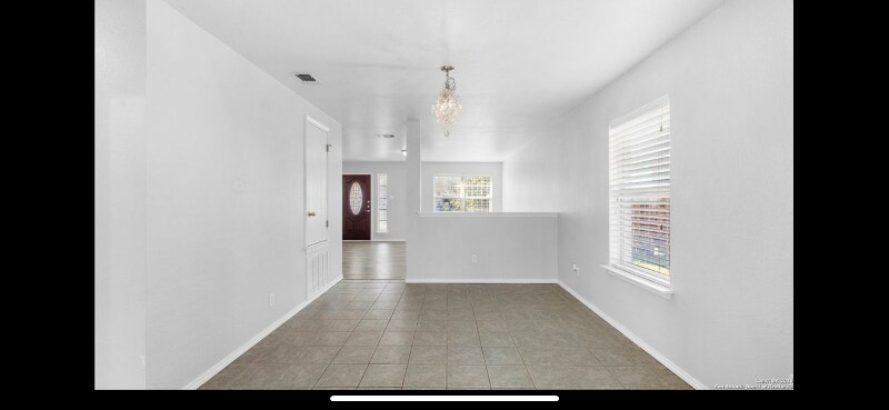 Building Photo - 9679 Acadian Dr