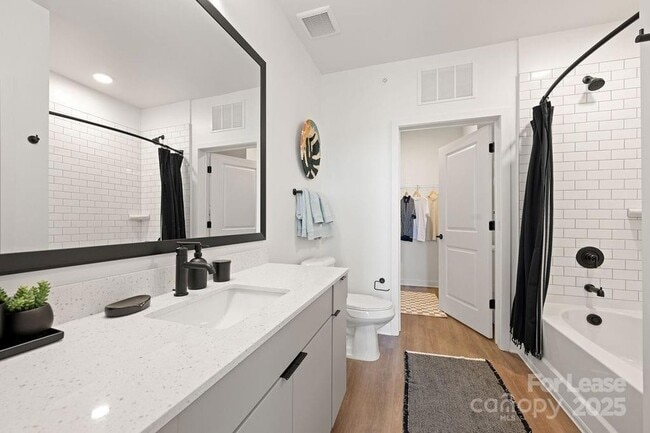 Building Photo - 4101 Raleigh St