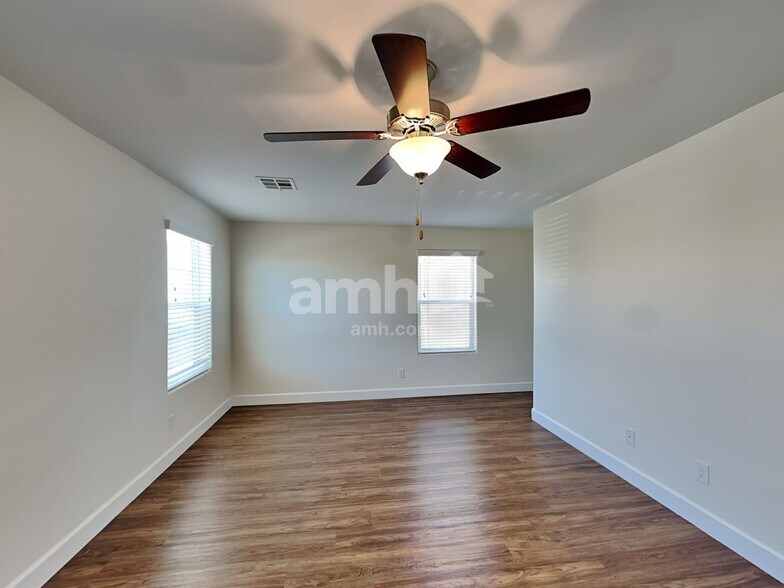 Building Photo - 9259 Baylee Bay Ct
