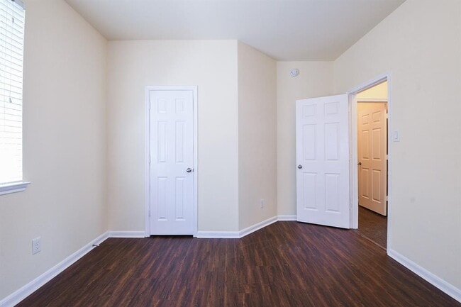 Building Photo - 12402 Rosemary Bend Ln