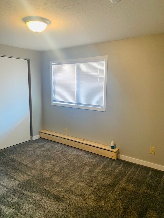 Building Photo - 111 Tyler Way