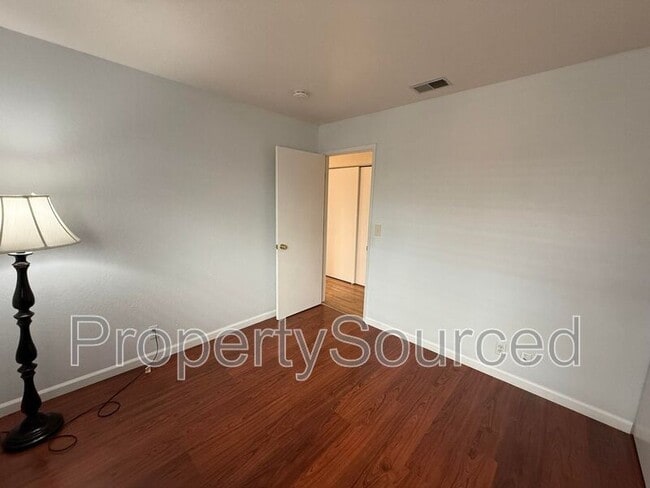 Building Photo - 3827 Muir Pl Ct