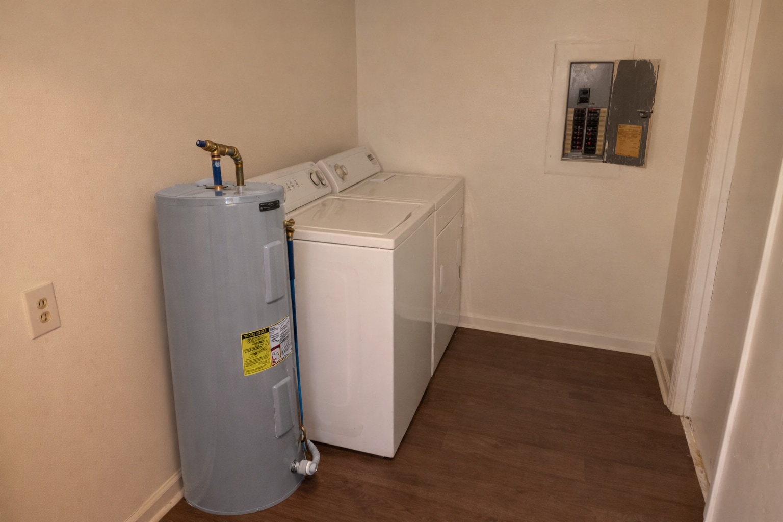 Building Photo - 134 Kirkwood Cir