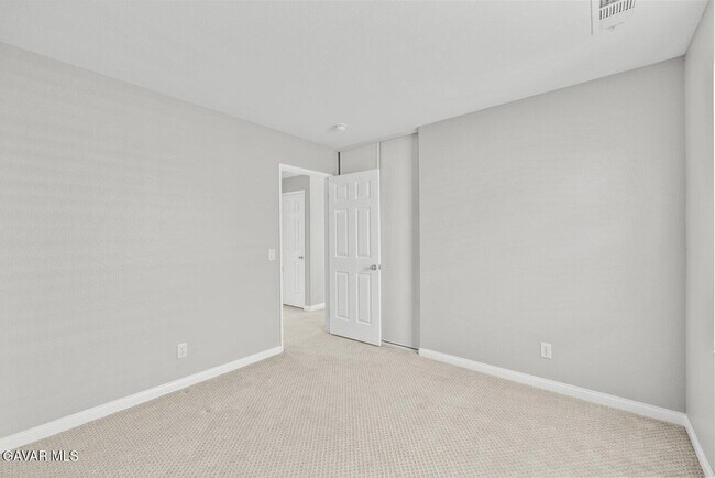 Building Photo - 2658 Greenwood Ct