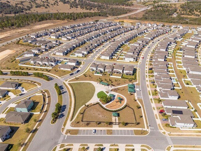 Building Photo - 2337 Treasure Hill St