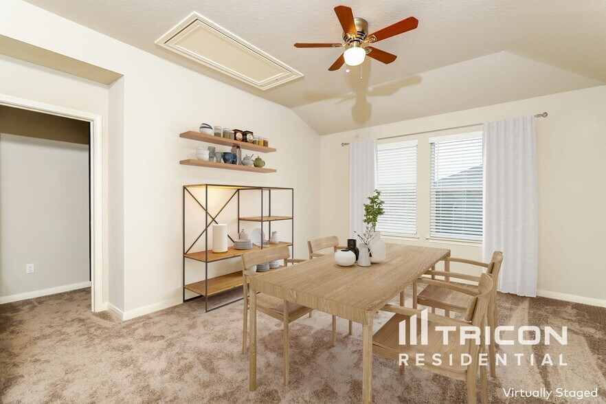 Building Photo - 13520 Paxton Blvd