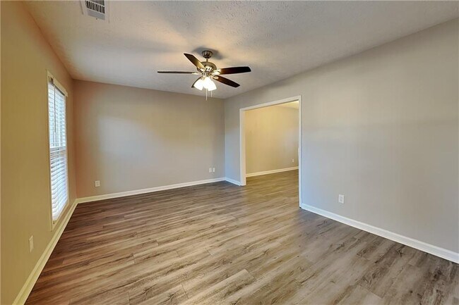 Building Photo - 81 Summerfield Crossing