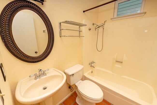 Building Photo - Charming 3 bed, 2 bath home in Mesa Park neighborhood!