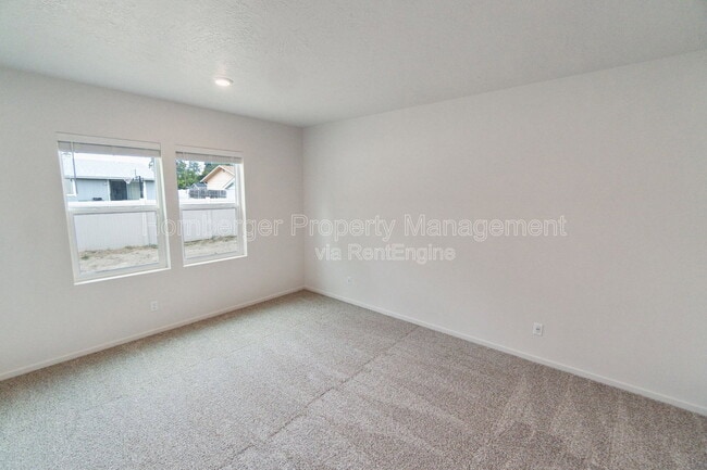 Building Photo - 5508 W Jamestown Ln