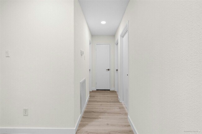 Building Photo - 14366 Misty Meadow Ln