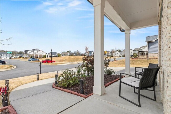 Building Photo - 5510 Bower Pl