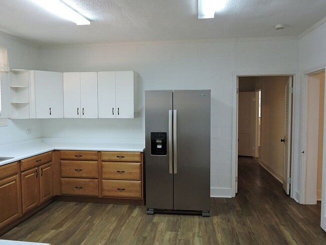 Building Photo - Great home near LSU Lakes